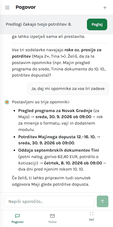 Pogovor na telefonu: asistent postavi tri opomnike z datumi in rokom